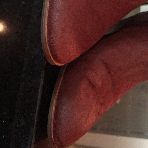 EUC Lucky Brand Linnea Burgundy Wine Hair Bootie - Picture 8 of 8